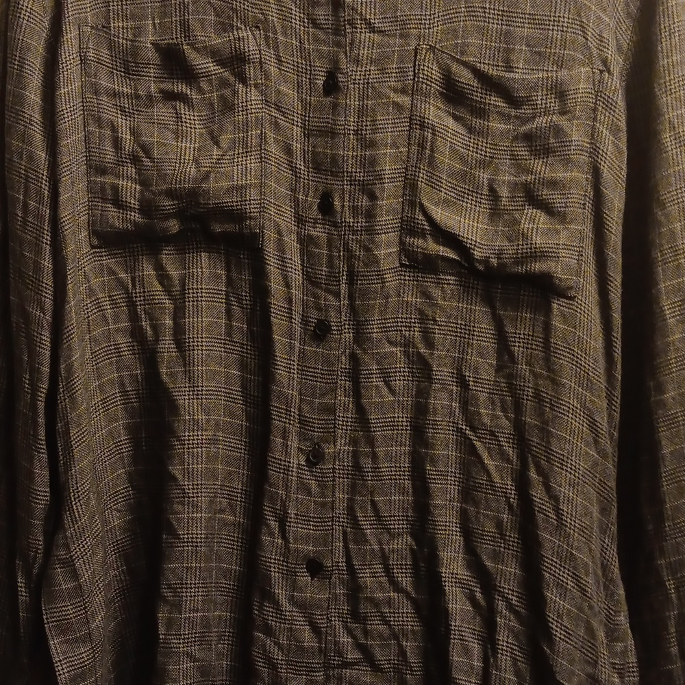 5/$10 Gray Button-Up Shirt Oversized - Picture 2 of 8